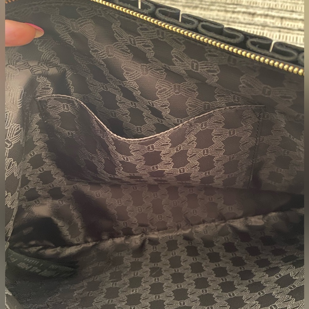 Ted Baker Black Ruffle Extra Large Zipper Tote Laptop/ Cosmetic Pouch NEW - Picture 9 of 12